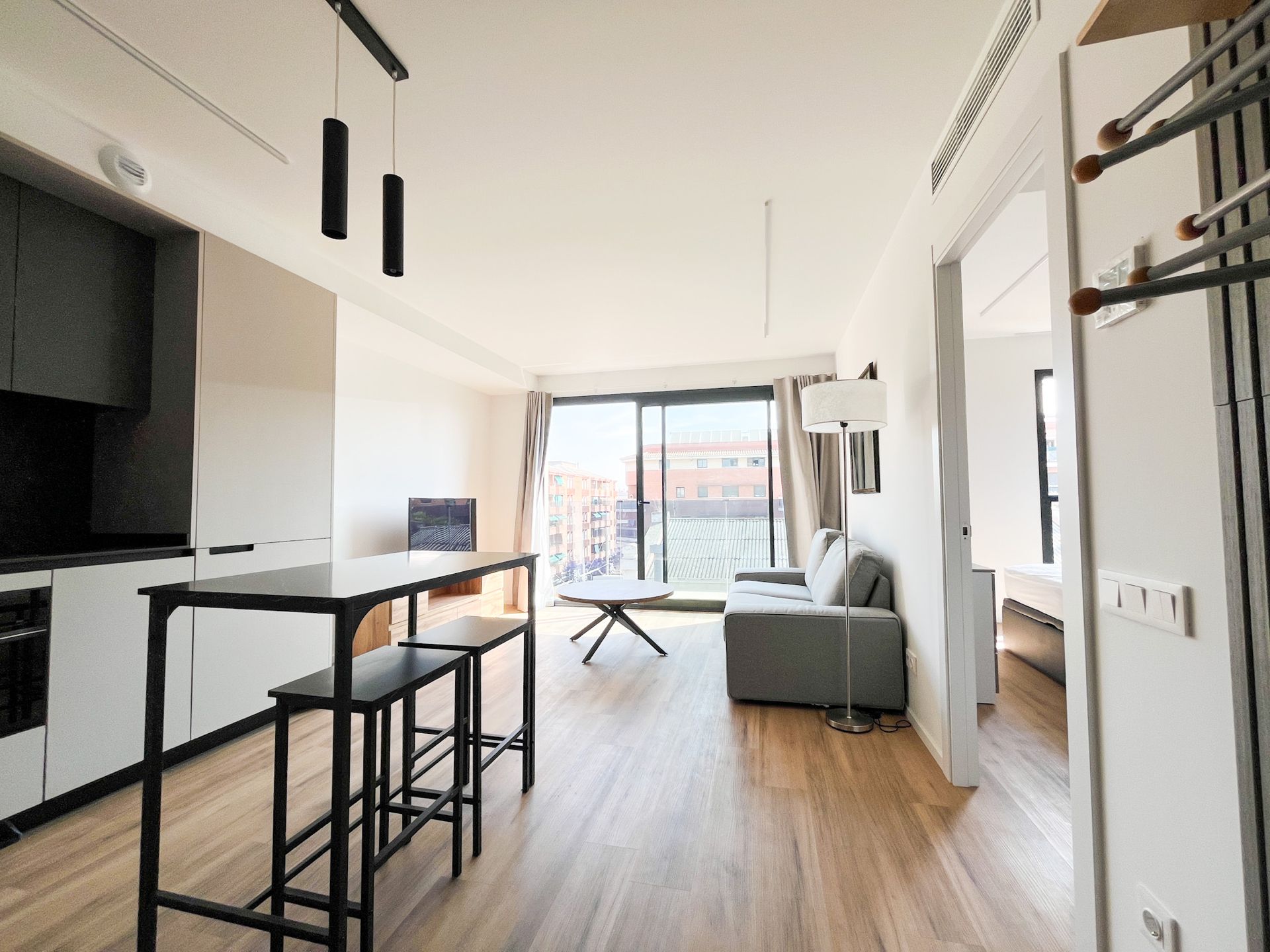 Living room of Flat to rent in Cerdanyola del Vallès  with Air Conditioner, Heating and Parquet flooring