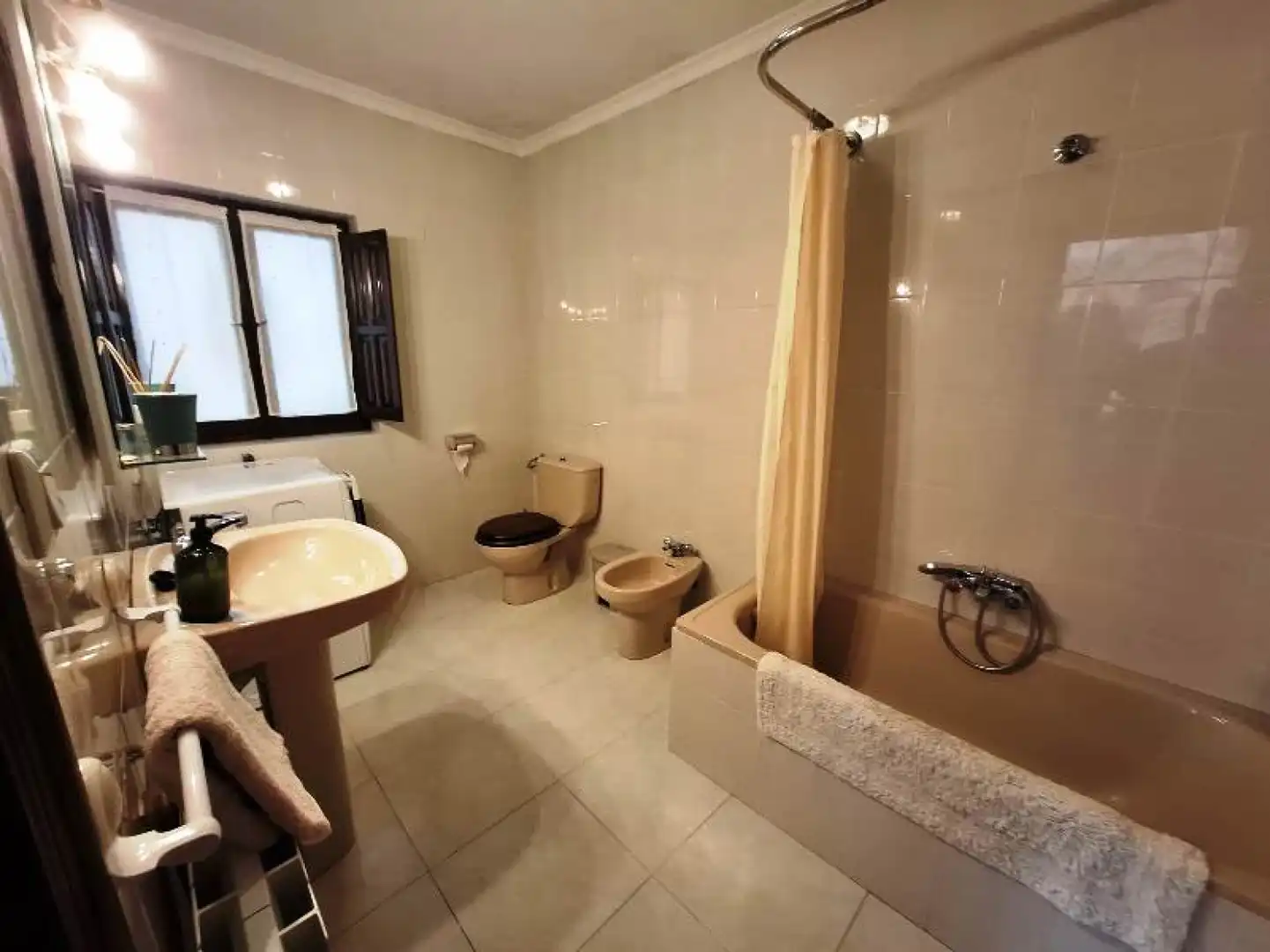 Baño de Casa o chalet en venta en Los Tojos  con Calefacción y Trastero