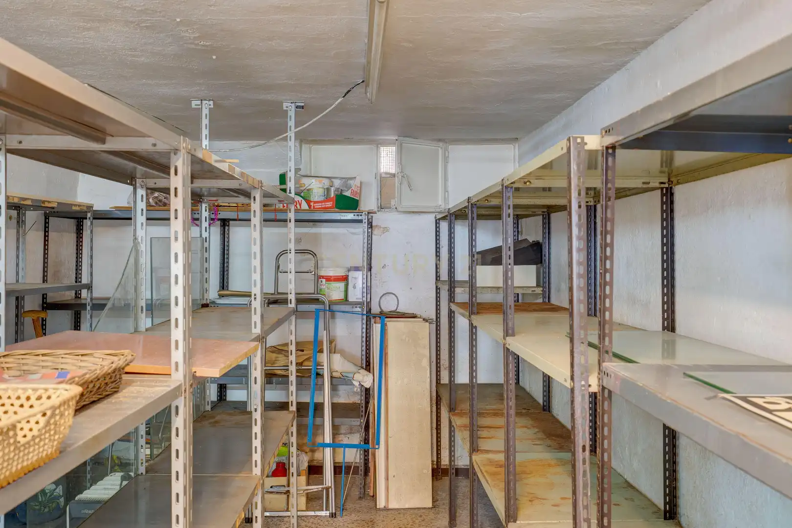 Local comercial en venta en Fuente de los Patos Plaza, Vitoria-Gasteiz, Spain 1, imagen 19