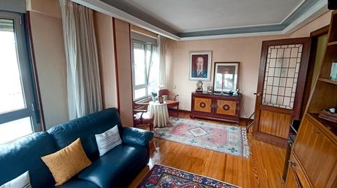 Foto 2 de Piso en venta en Calle Posada Herrera, Salesas - Foncalada - Campoamor, Asturias