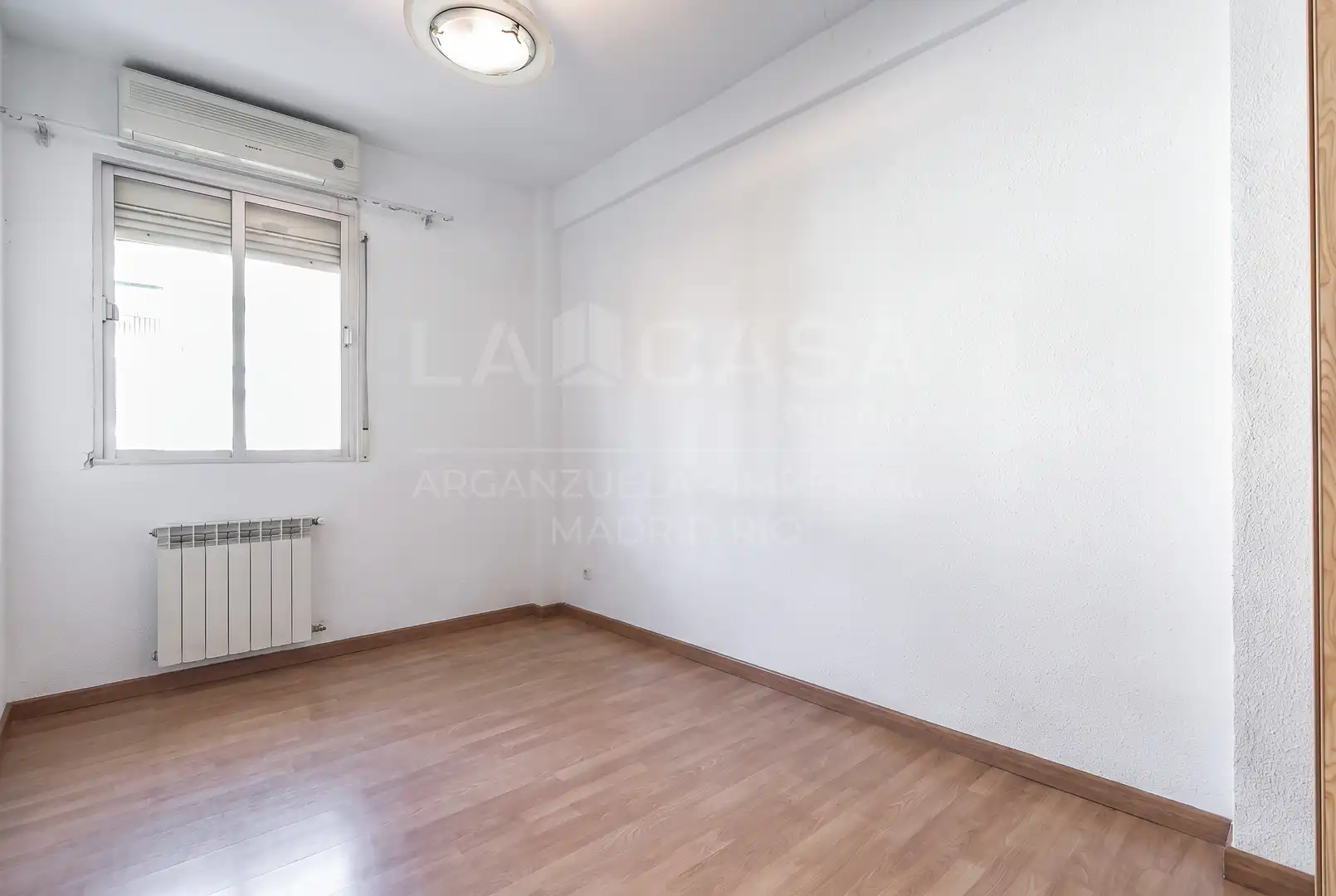 Bedroom of Flat for sale in Arganzuela
