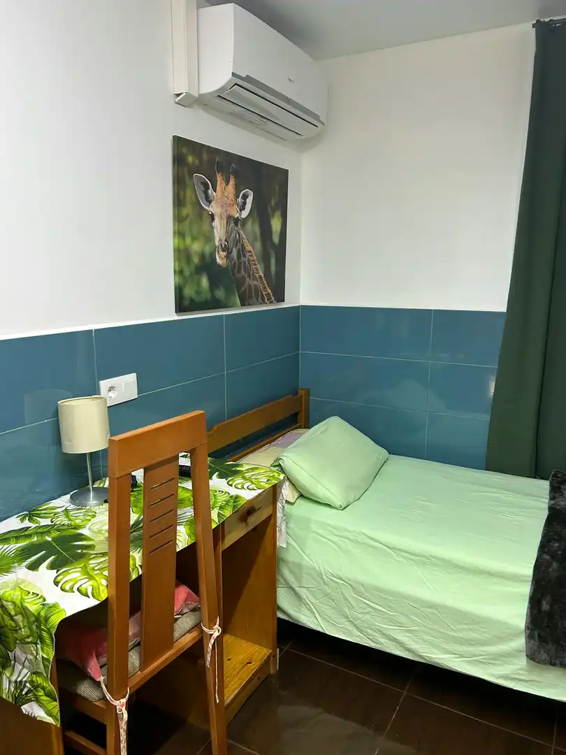 Schlafzimmer von Wohnung zur Miete in Barcelona mit Klimaanlage, Heizung und Möbliert