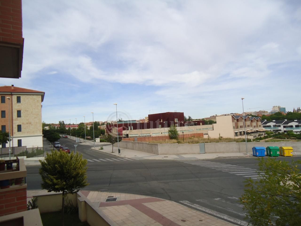 Vista exterior de Piso de alquiler en Salamanca Capital con Calefacción y Amueblado