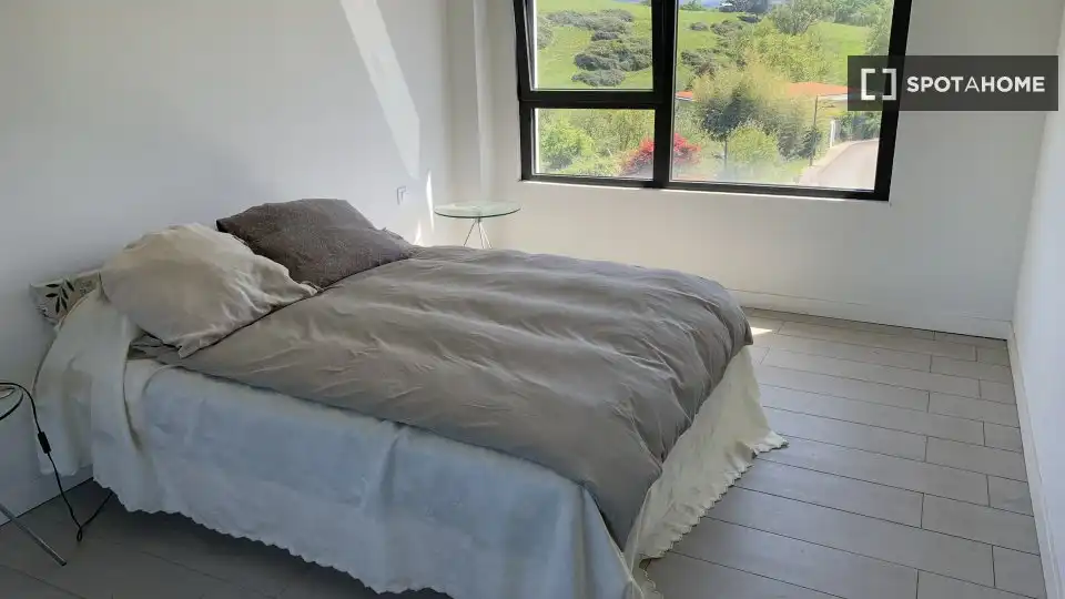 Bedroom of Apartments for share in Vega de Liébana  with Air Conditioner, Terrace and Furnished