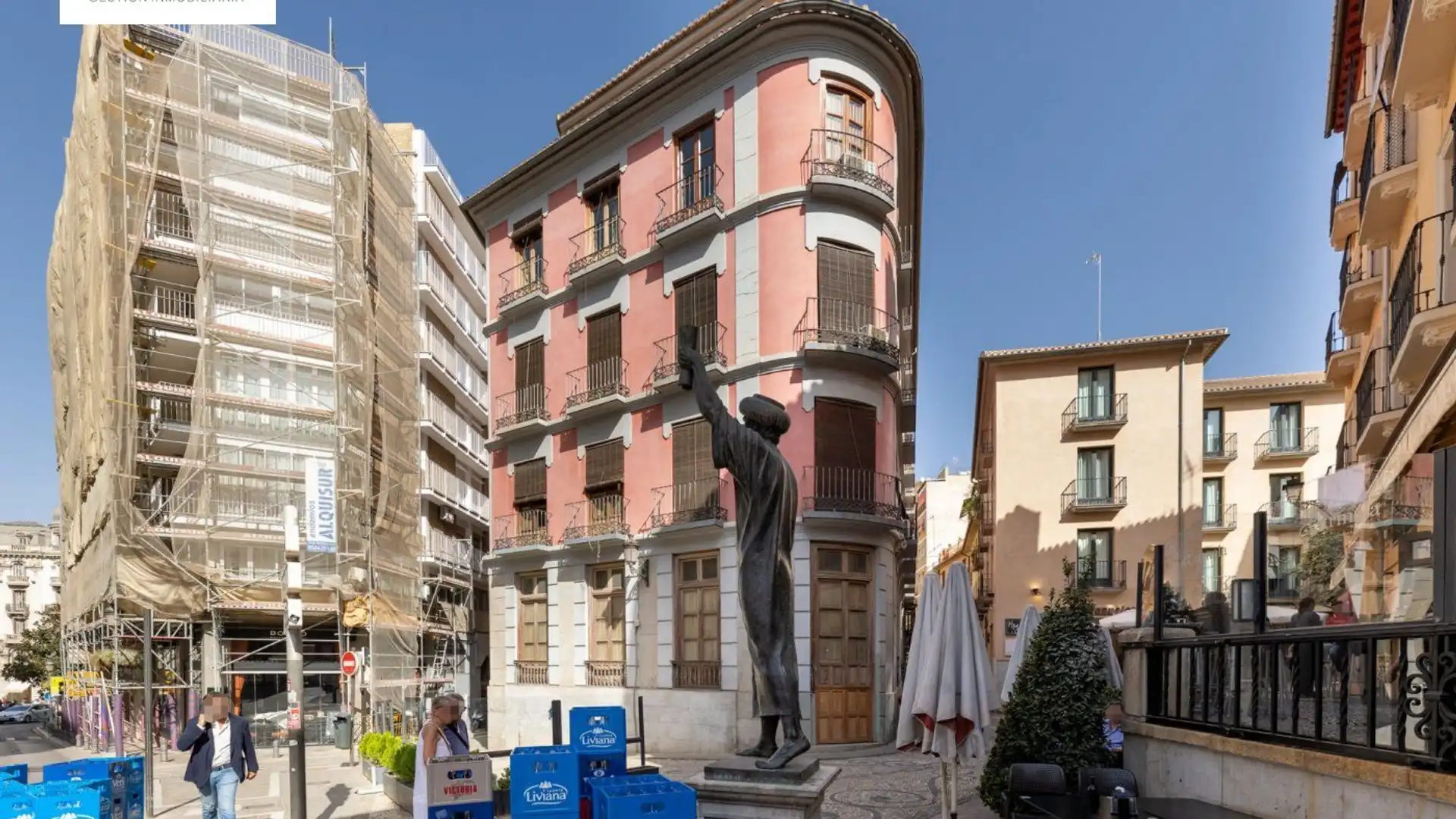 Vista exterior de Local en venta en  Granada Capital