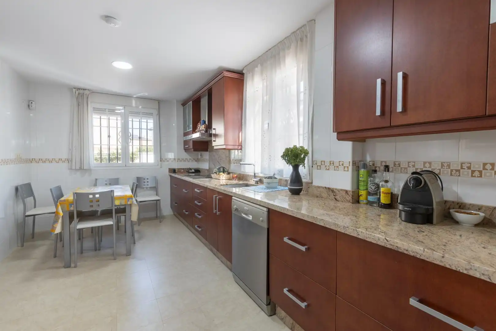 Chalet con terraza en venta en UNIS, imagen 11