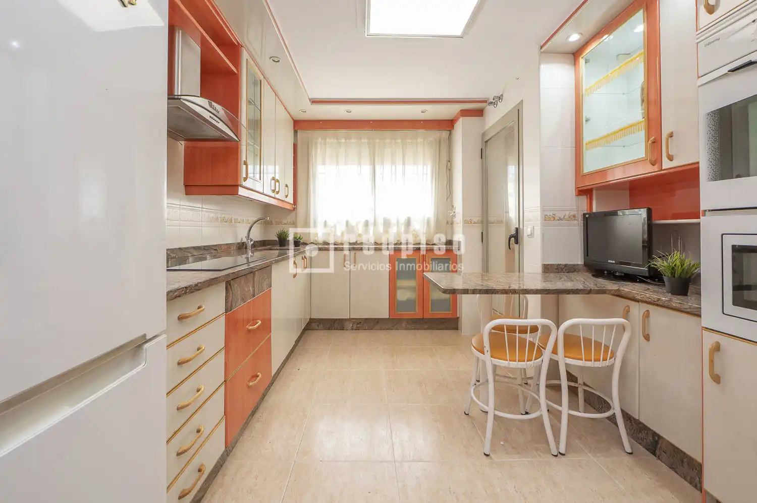 Kitchen of Flat for sale in Pinto  with Air Conditioner, Heating and Terrace