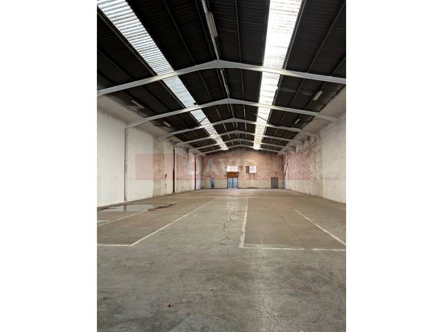 Nave industrial en Alquiler en Calle Feixa Llarga De La en Centre