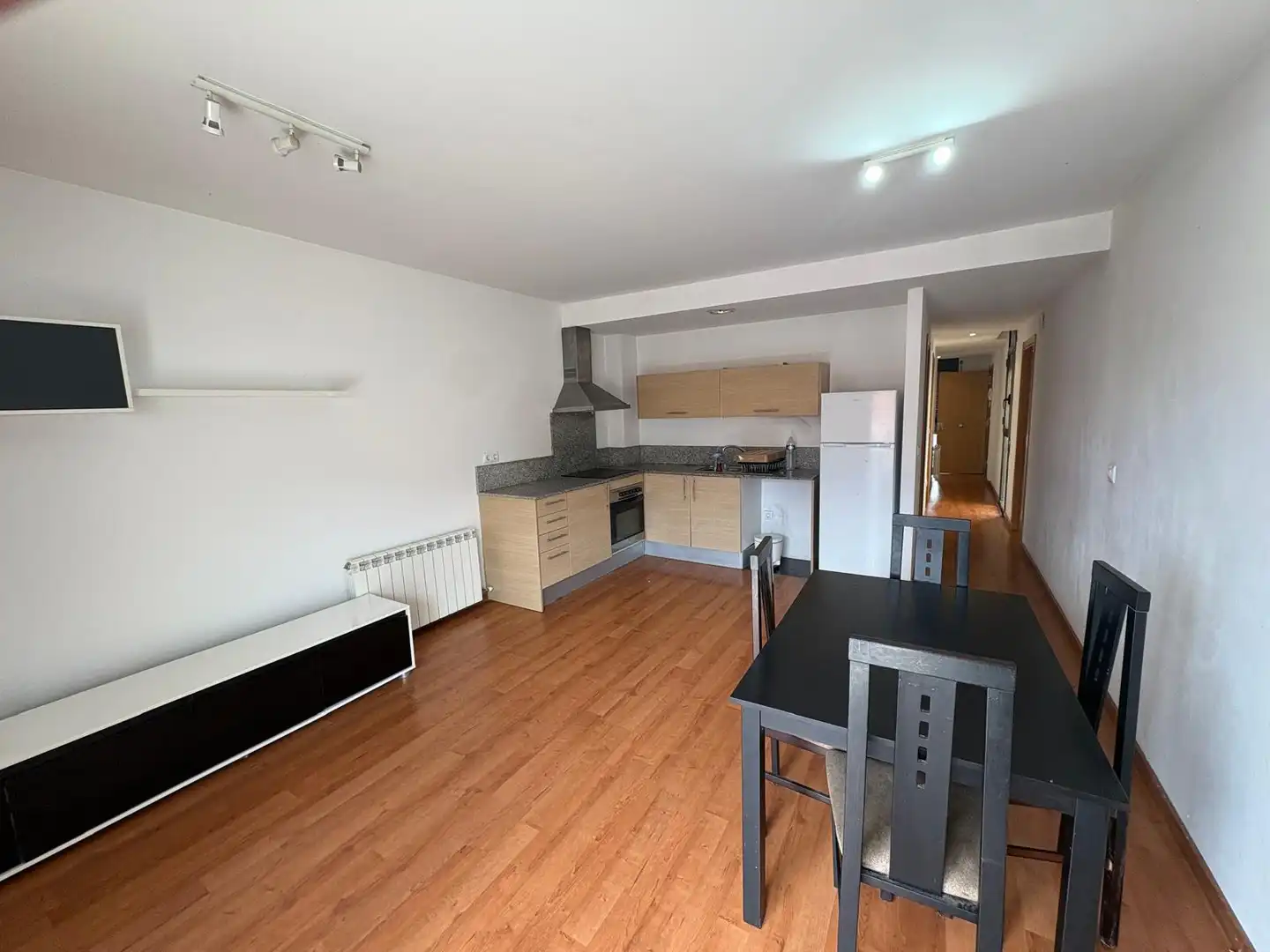 Kitchen of Flat for sale in La Jonquera  with Heating, Parquet flooring and Terrace