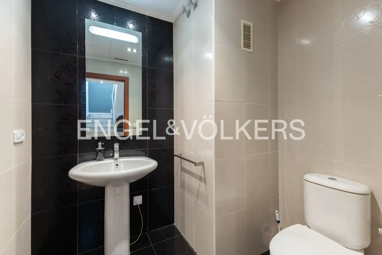 Bathroom of Duplexes for sale in Gandia  with Air Conditioner, Heating and Terrace