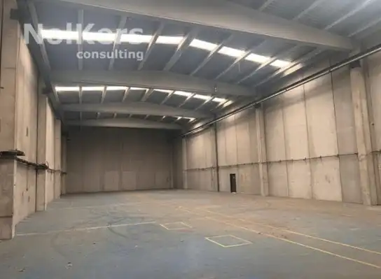 Nave industrial de alquiler en L'Hospitalet de Llobregat con Calefacción