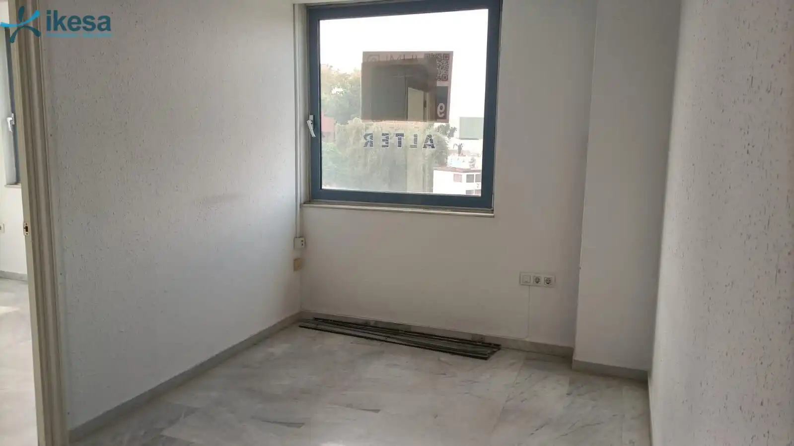 Schlafzimmer von Büro zum Verkauf in Sevilla