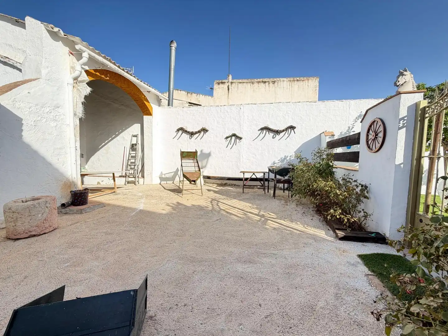 Terrassa de Finca rústica en venda en Alameda amb Jardí privat, Piscina i Moblat