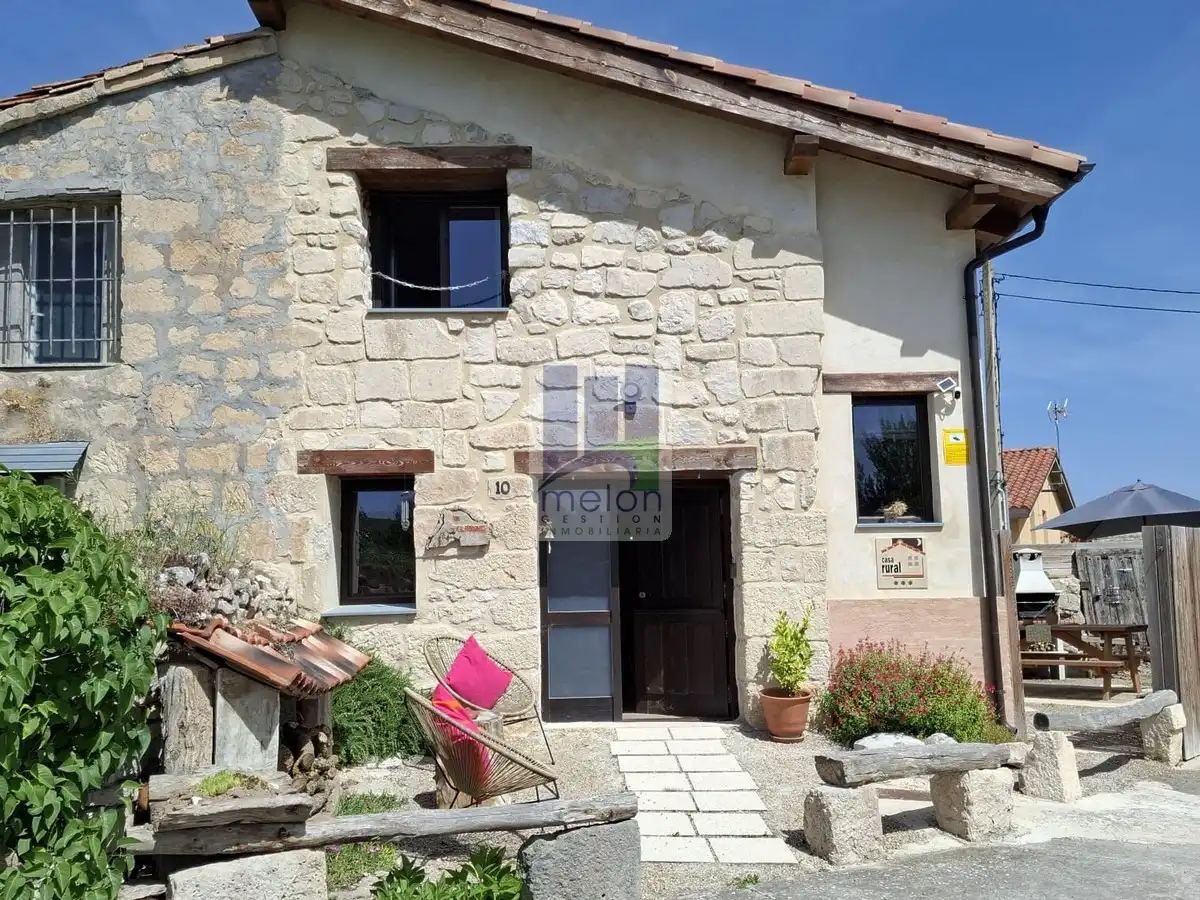 Vista exterior de Casa o chalet en venta en Rublacedo de Abajo