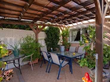 Landhaus mit Pool zum Verkauf in N/A