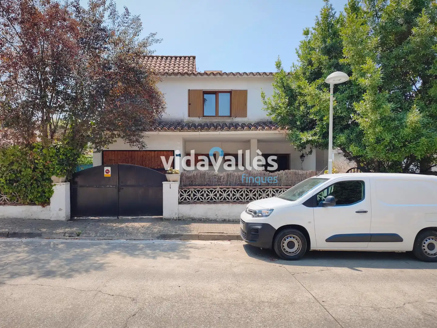 Vista exterior de Casa o xalet en venda en Cardedeu amb Calefacció, Jardí privat i Terrassa