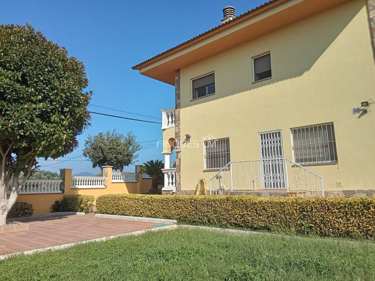 Exterior view of House or chalet for sale in Maçanet de la Selva  with Heating, Private garden and Terrace