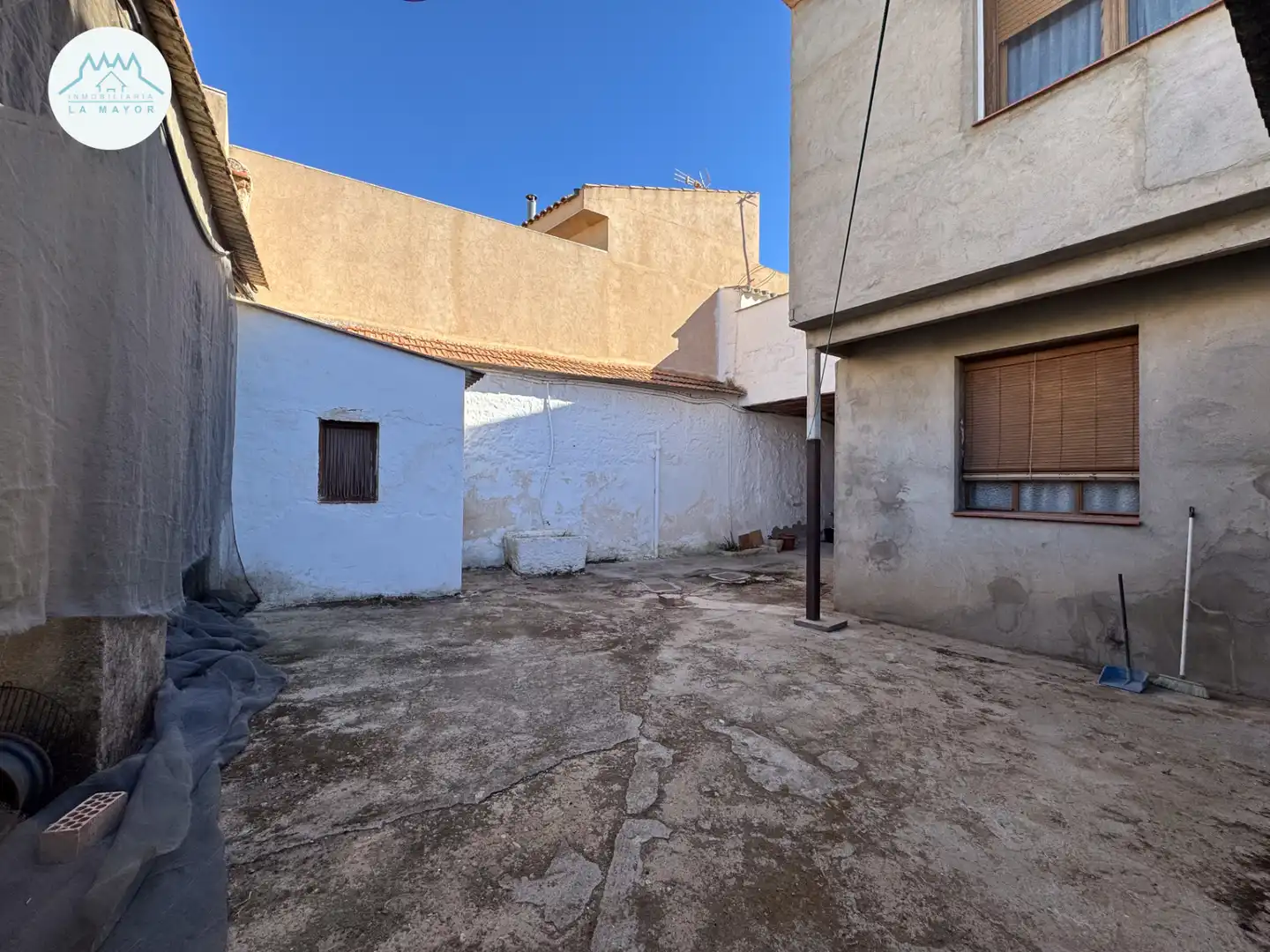 Exterior view of Houses for sale in Carrión de Calatrava  with Air Conditioner, Terrace and Furnished