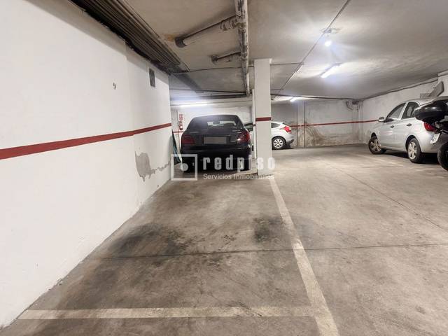 Garaje en Venta en de Bolivia en Pedregalejo - Morlaco