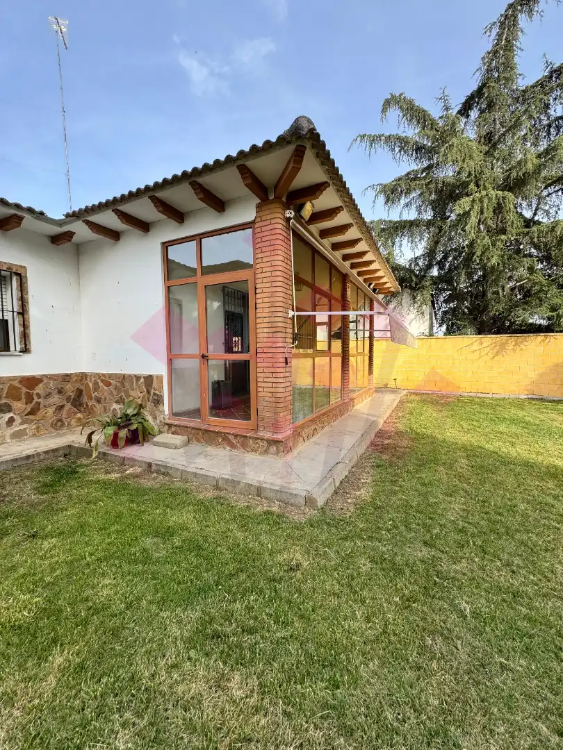 Garden of Houses for sale in Picón  with Air Conditioner, Heating and Private garden