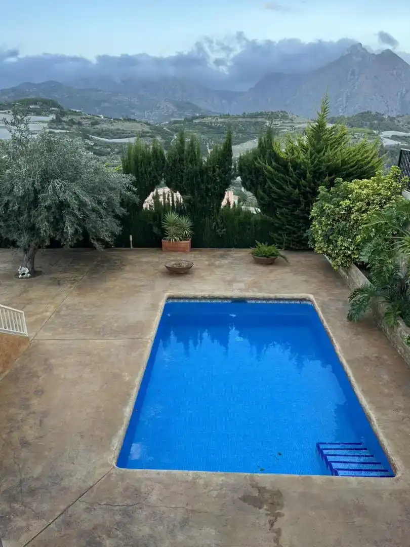 Piscina de Casa o xalet en venda en Callosa d'en Sarrià amb Aire condicionat