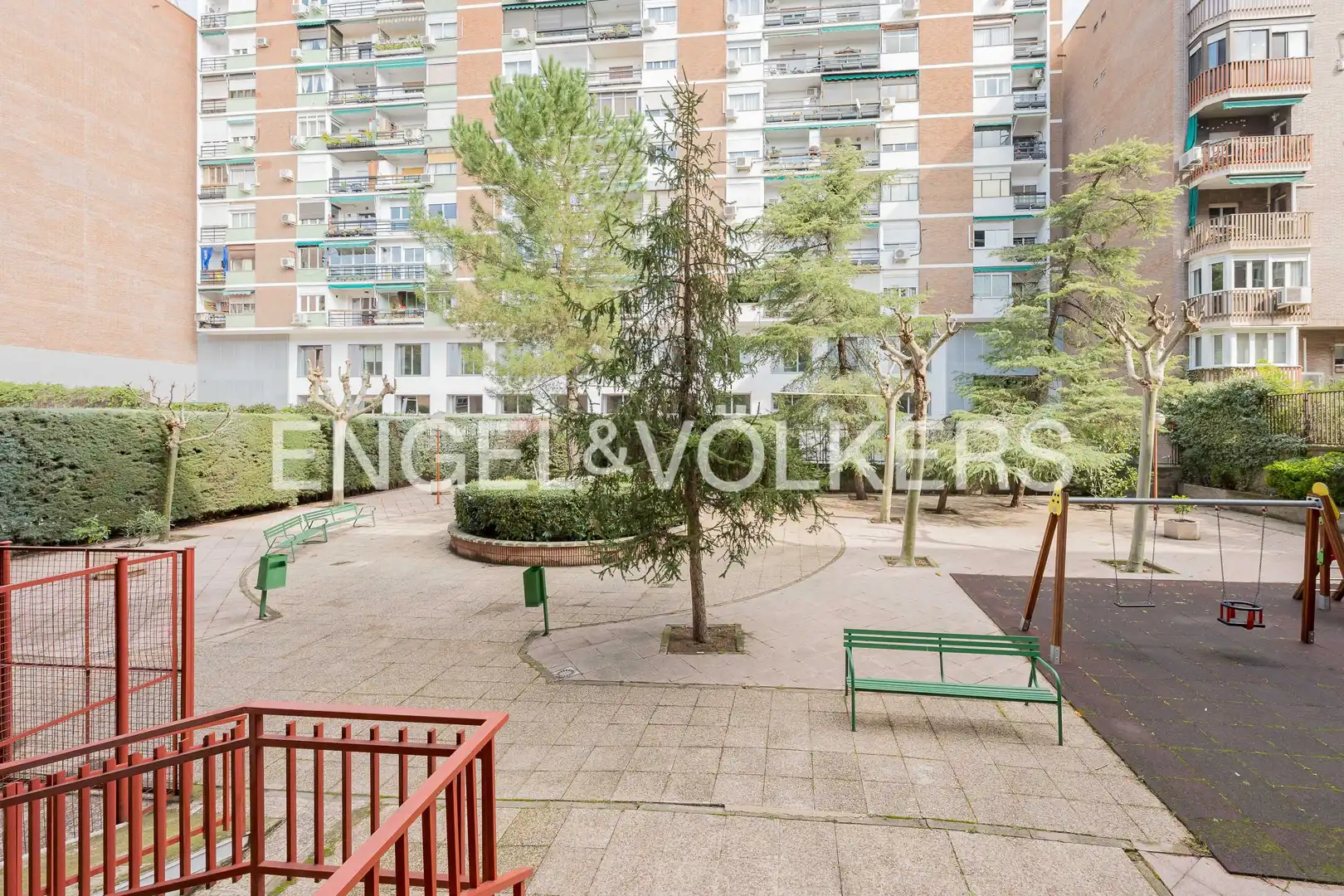 Terrace of Flat for sale in Madrid  with Air Conditioner, Heating and Private garden