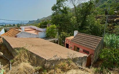Exterior view of House or chalet for sale in Vega de San Mateo  with Private garden and Terrace