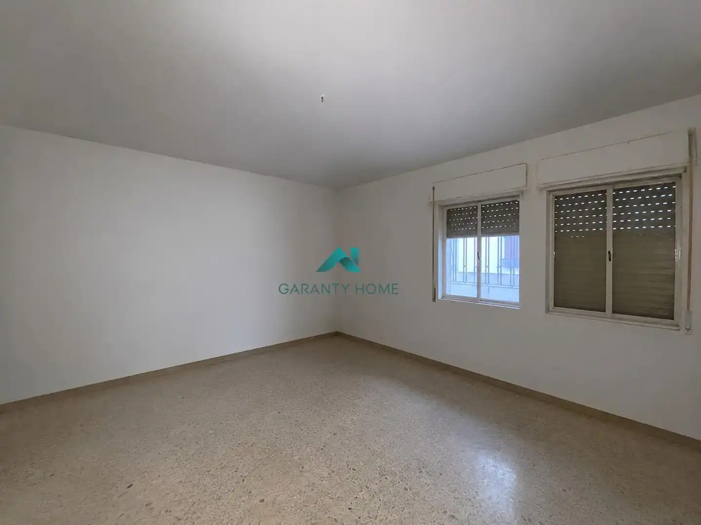 House with terrace for sale in Torredonjimeno