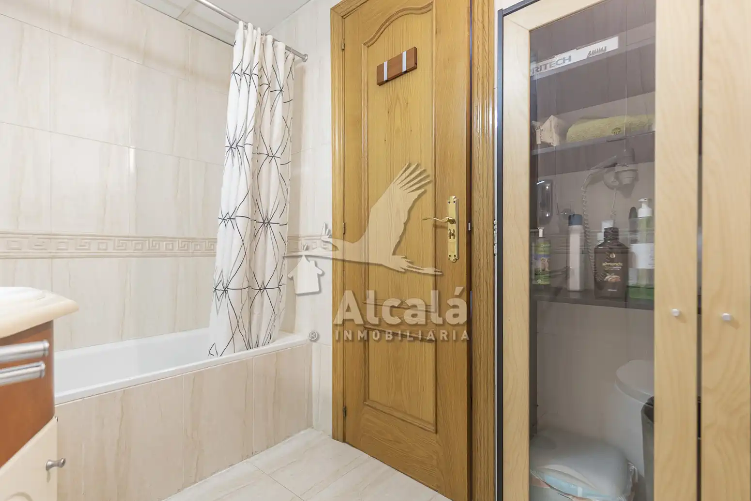 Habitación de Piso en venta en Alcalá de Henares con Aire acondicionado y Calefacción