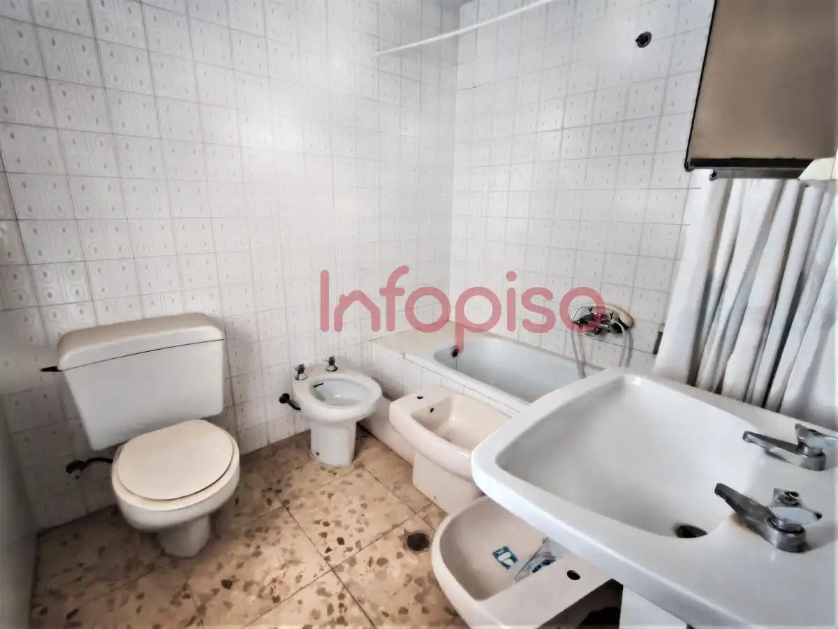 Flat with terrace for sale in Valdepeñas, imagen 7