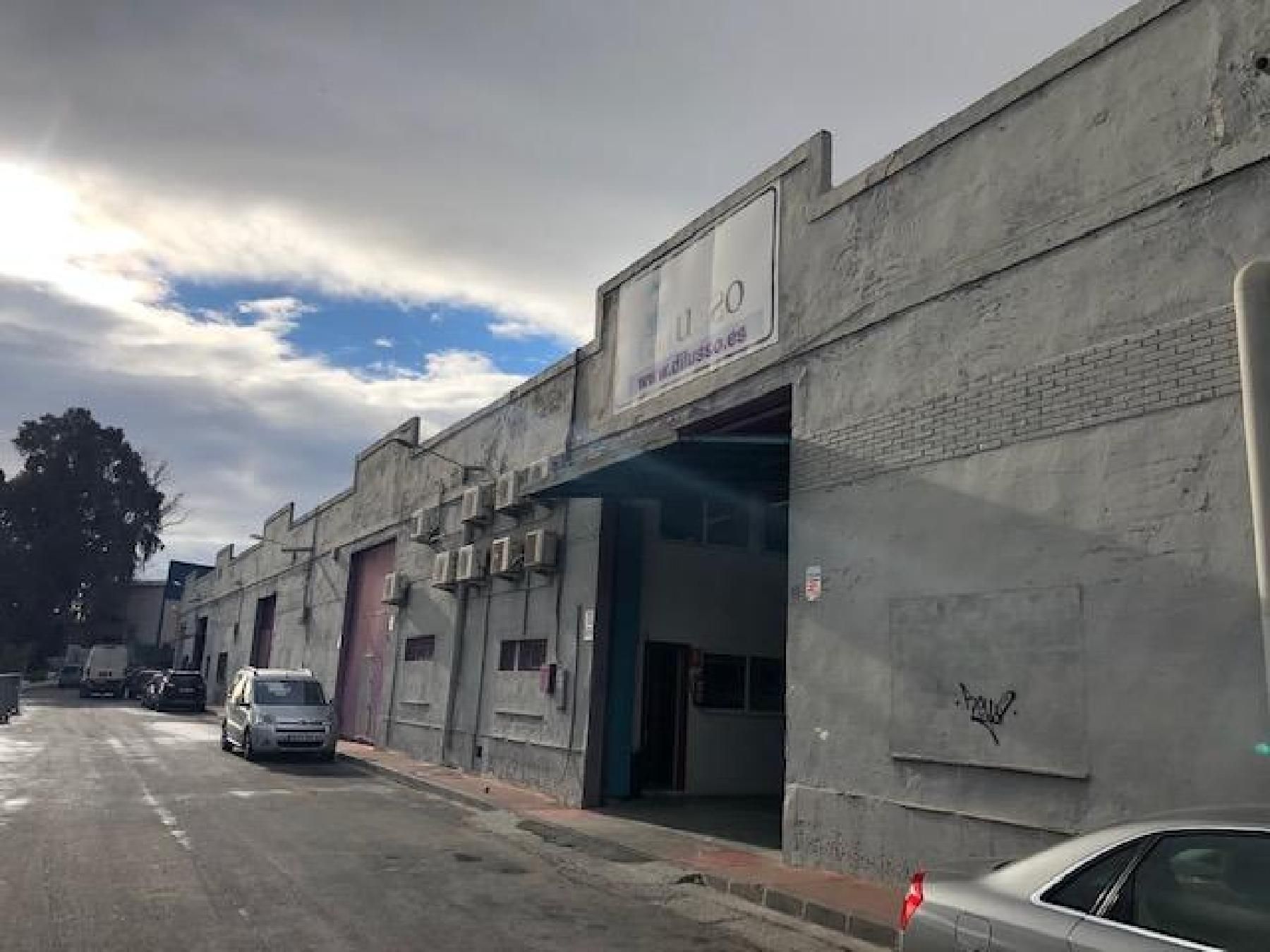Industrial buildings for sale in Distrito Zeta - Recinto Ferial Cortijo de Torres