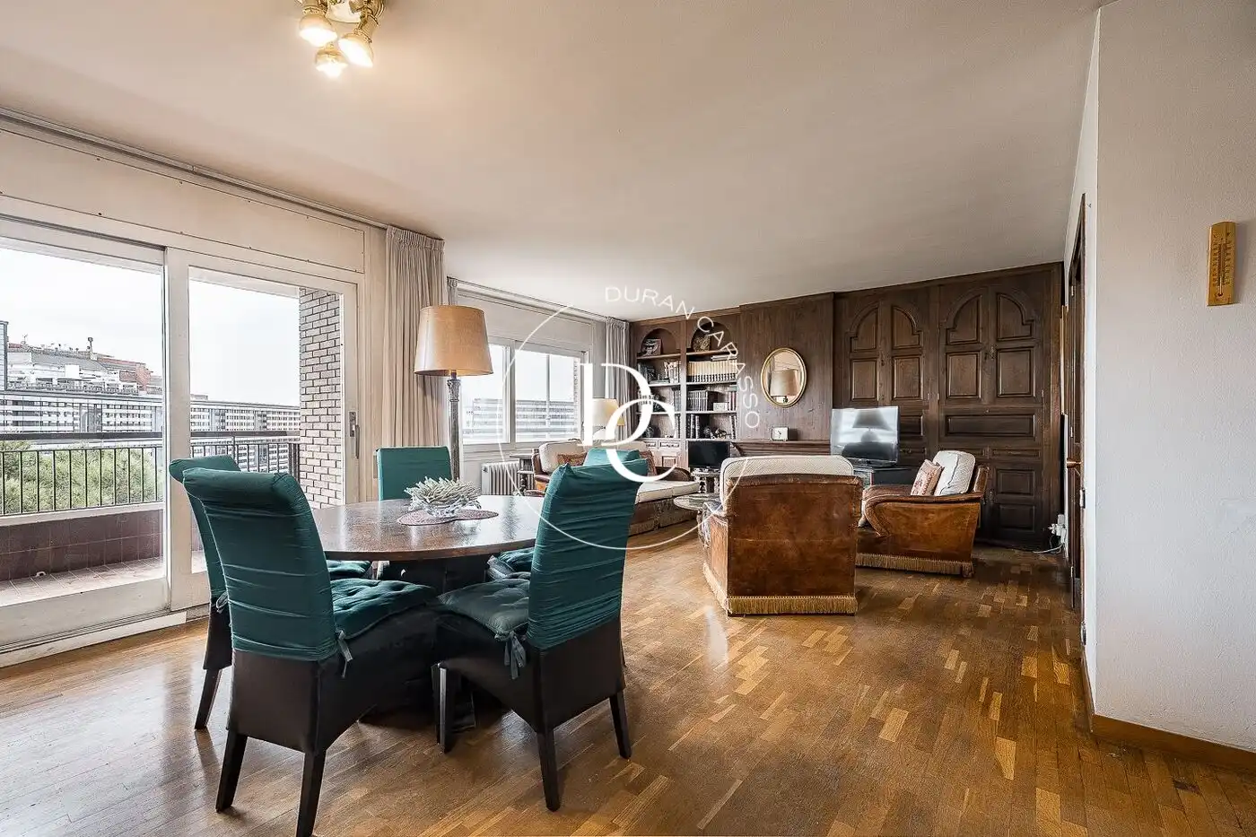 Sala de estar de Piso en venta en Barcelona con Calefacción y Balcón
