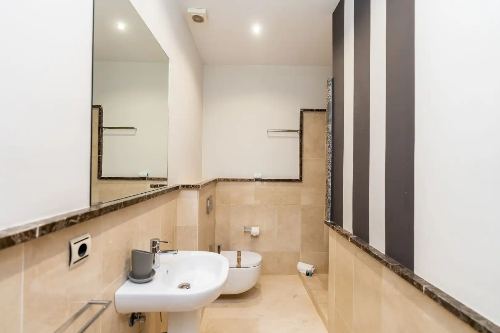 Chalet con terraza en venta en Calle Hinaharros 30, imagen 44