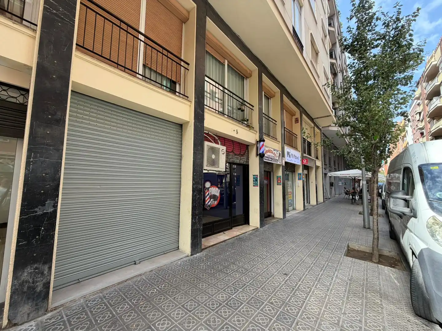 Local de lloguer a Carrer del Regent Mendieta, 1, La Maternitat i Sant Ramon