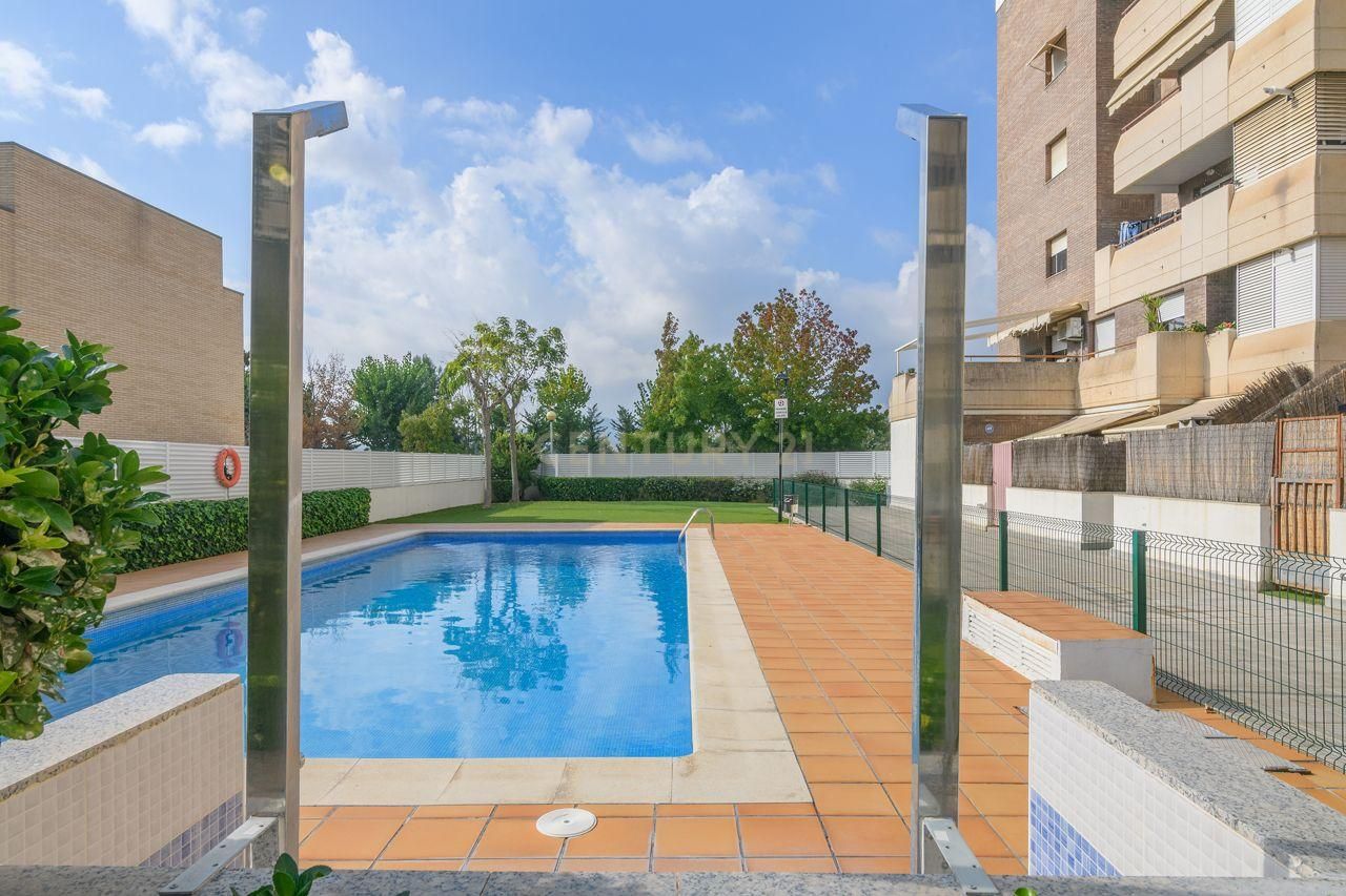 Swimming pool of Apartment for sale in Sant Joan Despí  with Air Conditioner, Storage room and Alarm