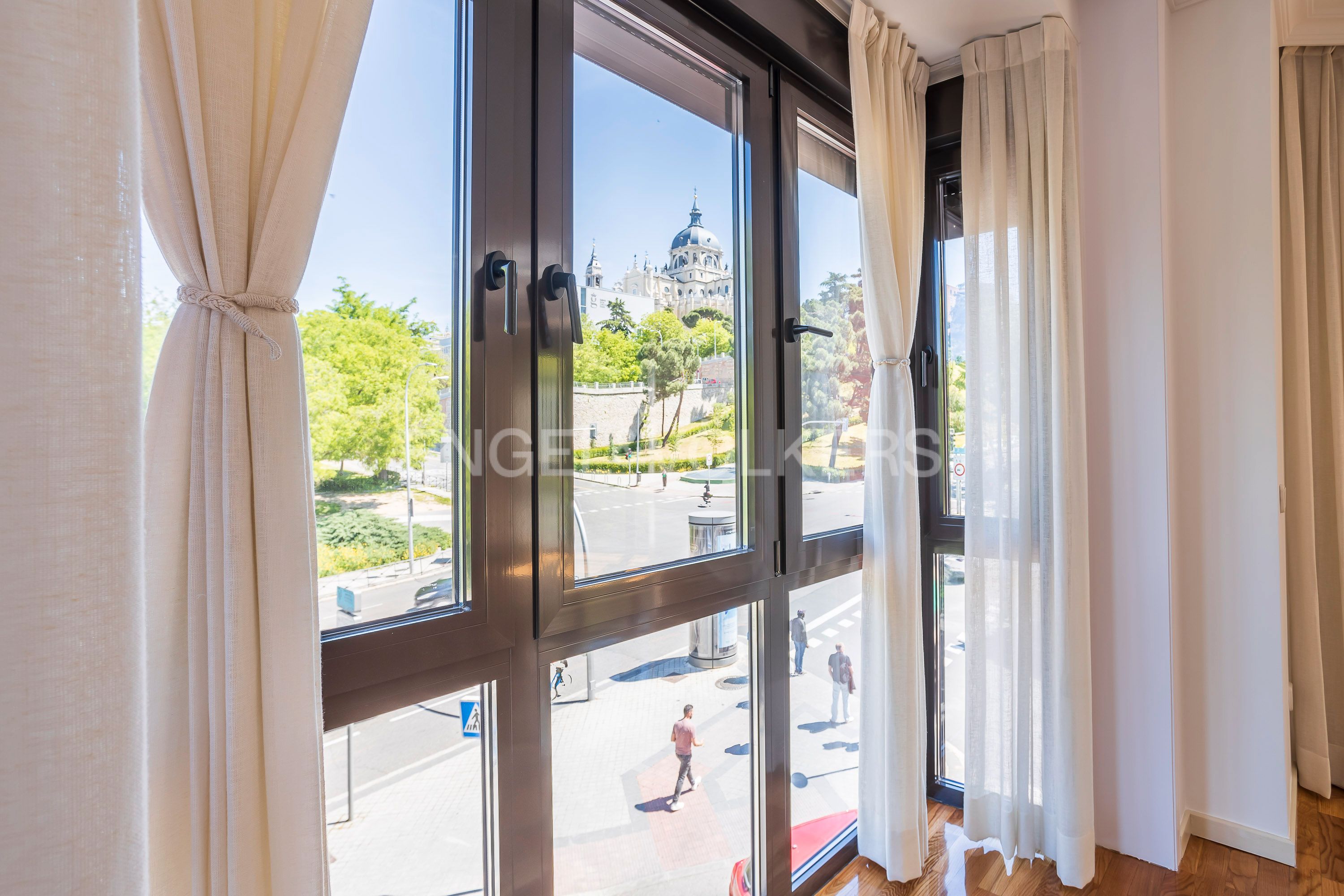 Bedroom of Apartment to rent in  Madrid Capital  with Air Conditioner, Heating and Storage room
