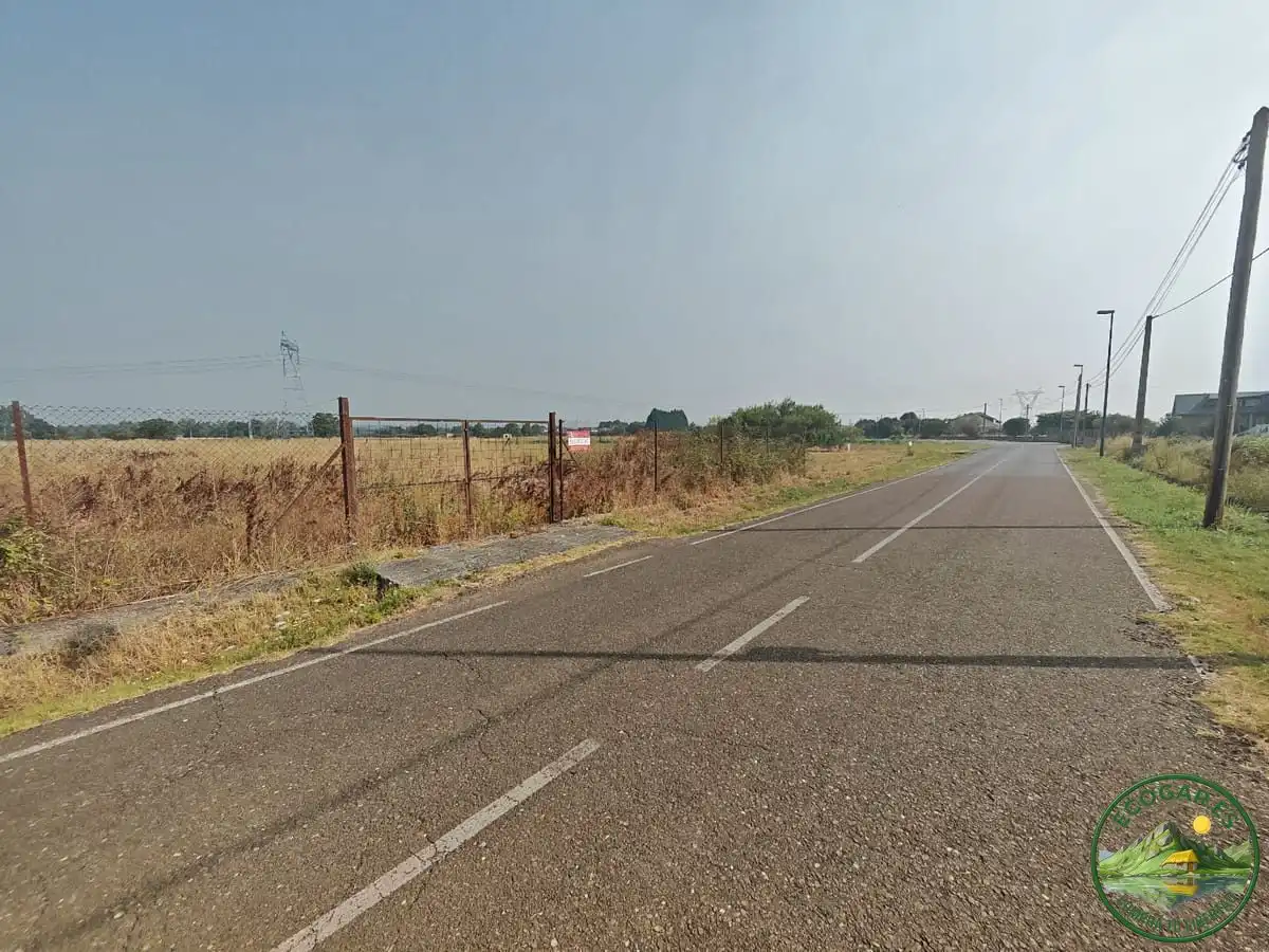 Terreno residencial en venta en Carracedelo, imagen 2