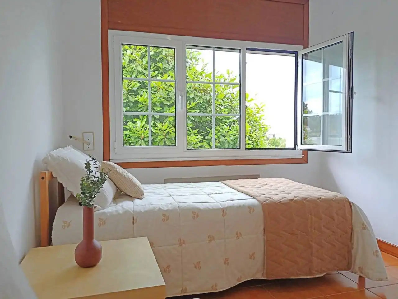 Habitación de Casa o chalet en venta en Oleiros con Calefacción