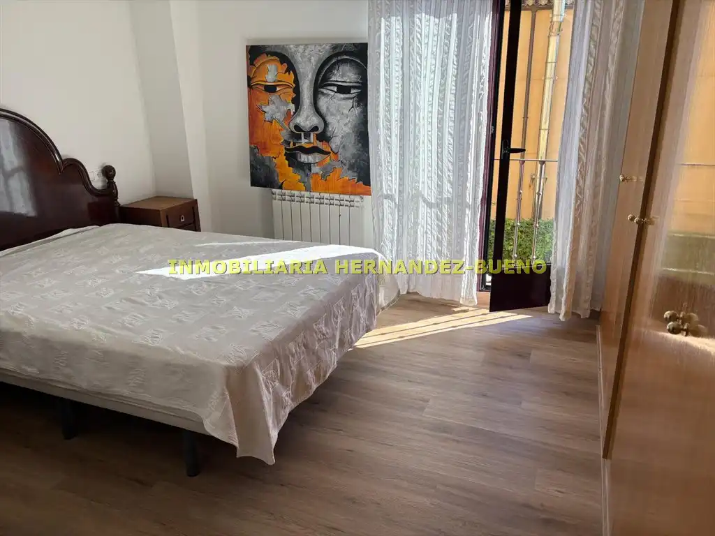 Bedroom of Flat for rent in Salamanca  with Heating, Furnished and Balcony