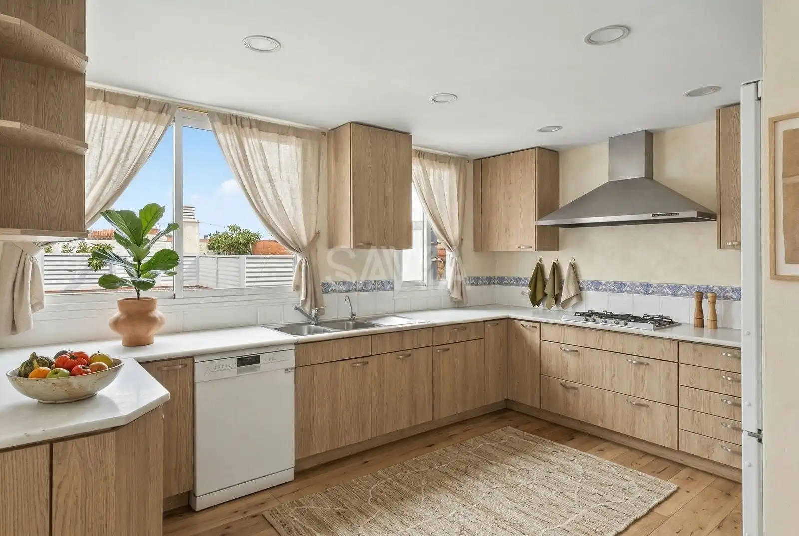 Kitchen of Attic for sale in Barcelona  with Terrace, Storage room and Swimming Pool