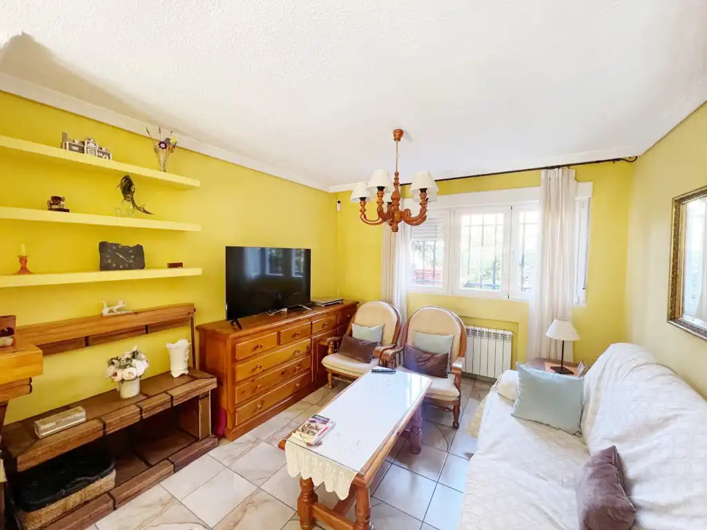 Sala d'estar de Casa o xalet en venda en Getafe amb Aire condicionat, Calefacció i Terrassa