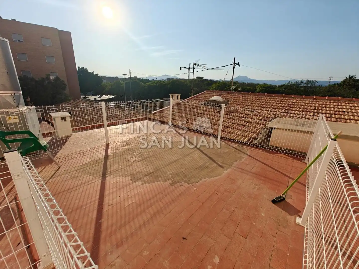Terrassa de Pis de lloguer en Sant Joan d'Alacant amb Aire condicionat i Balcó