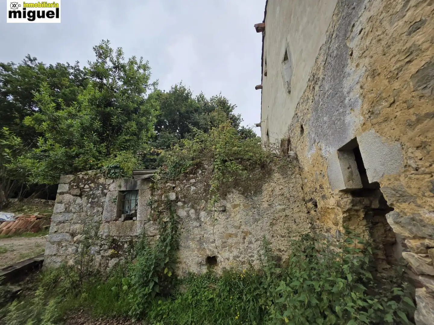 Außenansicht von Haus oder Chalet zum Verkauf in Val de San Vicente  mit Privatgarten und Balkon