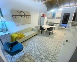 Flat to rent in Carrer de la Indústria,  Valencia Capital