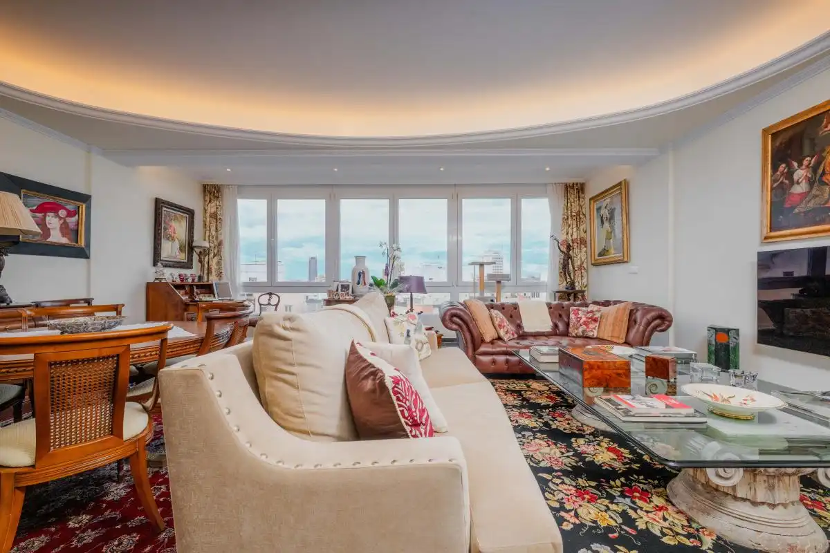 Living room of Flat for sale in  Sevilla Capital  with Air Conditioner and Heating