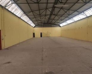 Industrial buildings to rent in Yecla