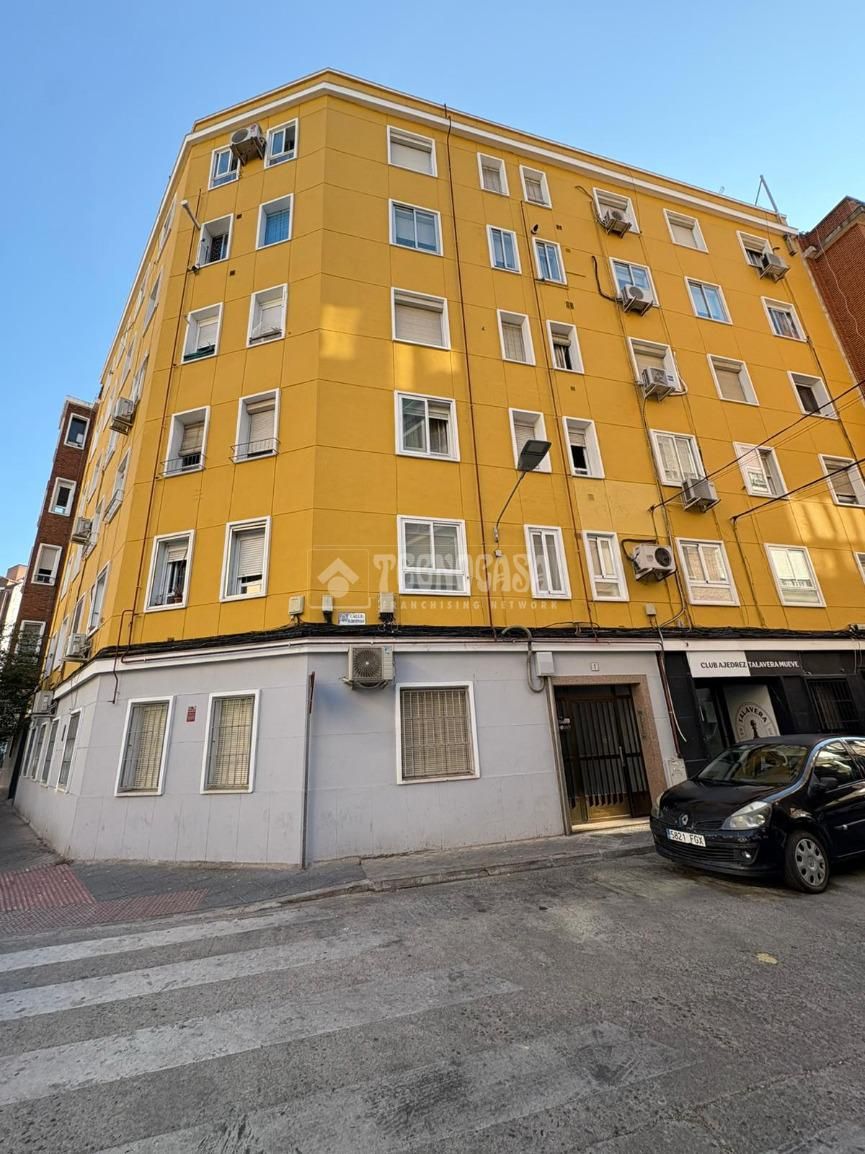 Flat for sale in Tres Olivos - La Piedad