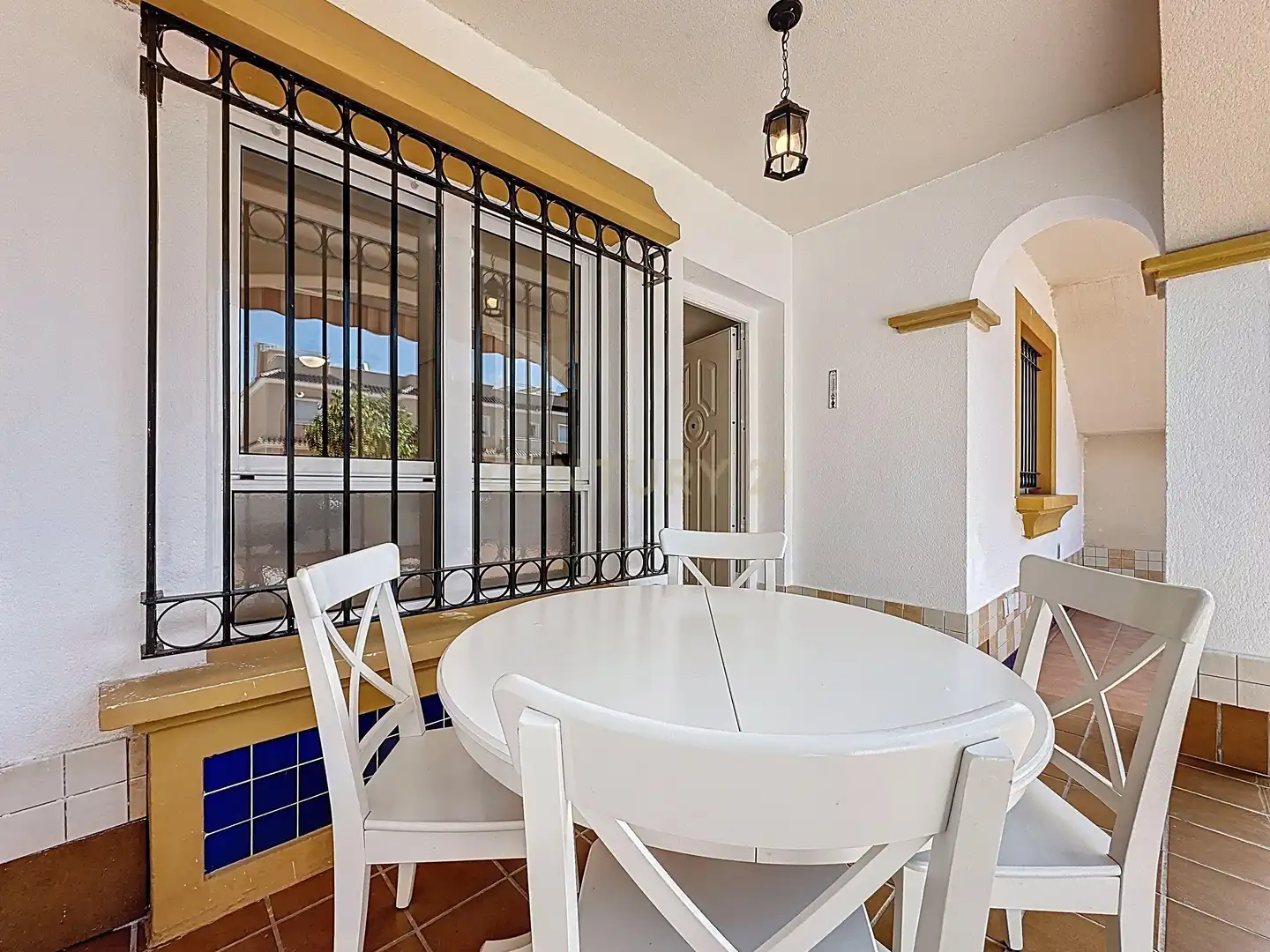 Terraza de Apartamento de alquiler en Orihuela con Aire acondicionado, Horno y Piscina comunitaria