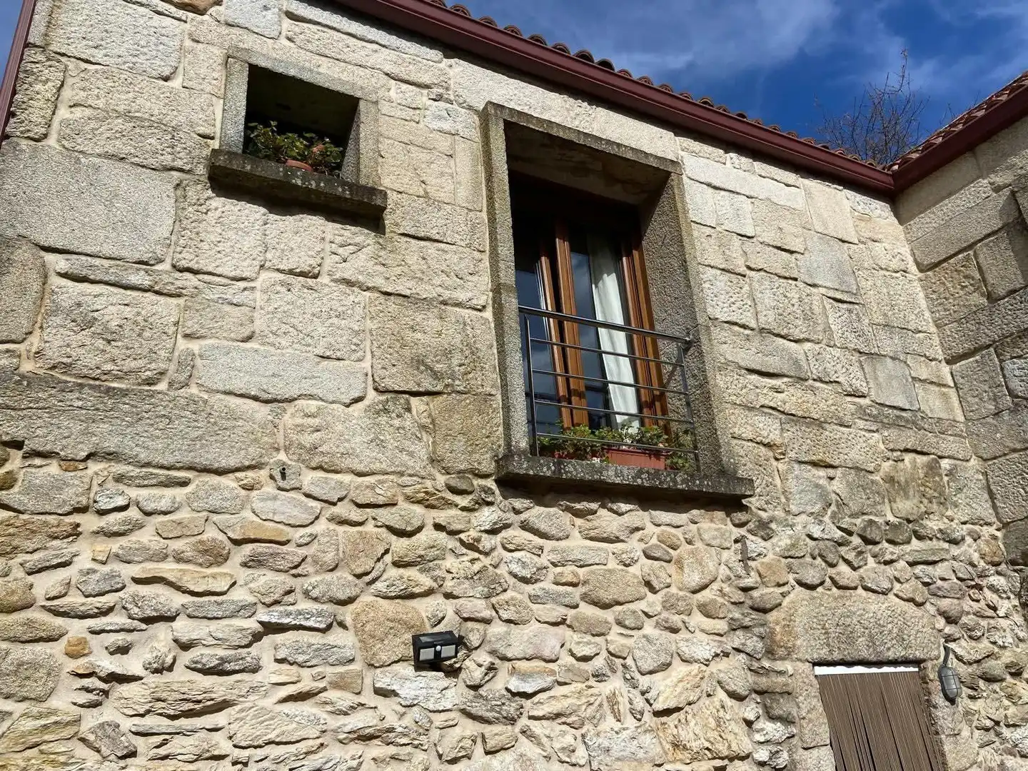 Vista exterior de Casa o xalet en venda en Meaño amb Jardí privat