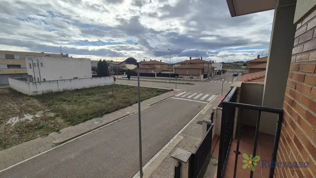 Vista exterior de Casa o chalet en venta en Castejón (Navarra)